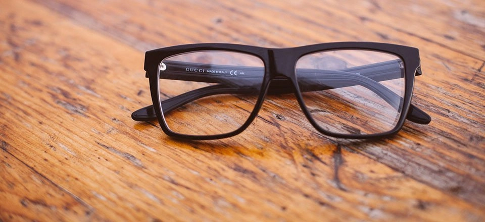 De Illusie van Geluk: Ontkenning van Werkelijkheid